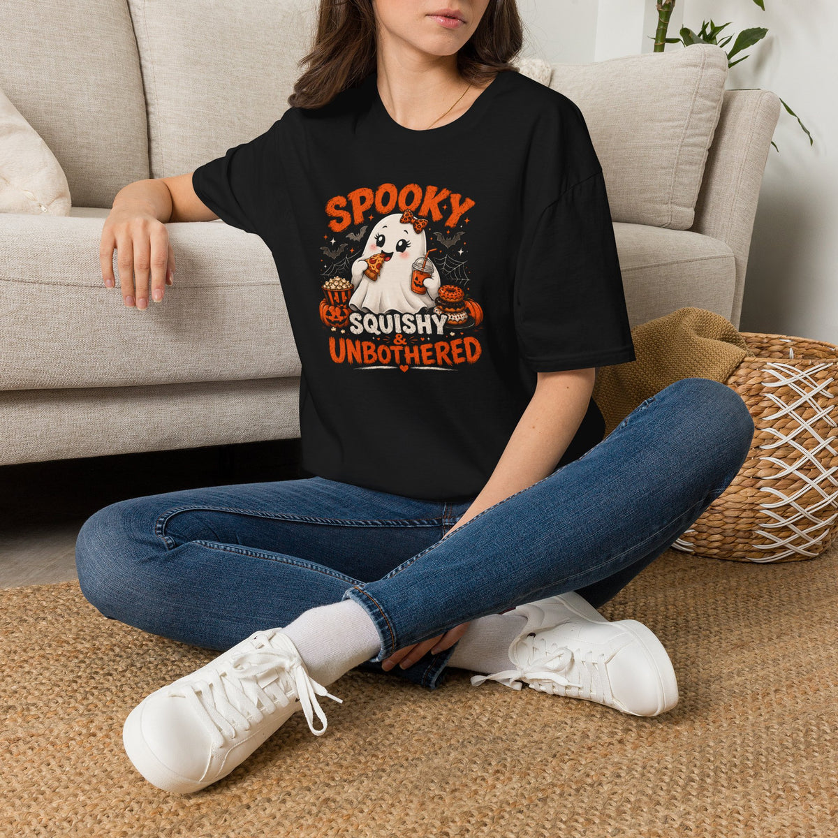 Chubby Ghost Mary Eating Halloween T-Shirt