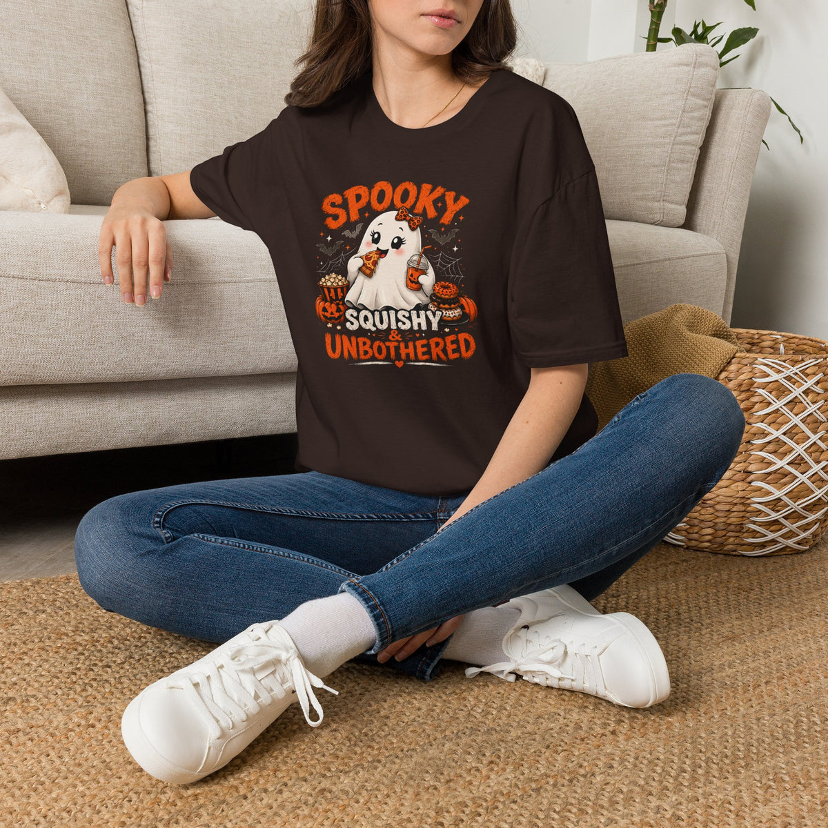 Chubby Ghost Mary Eating Halloween T-Shirt